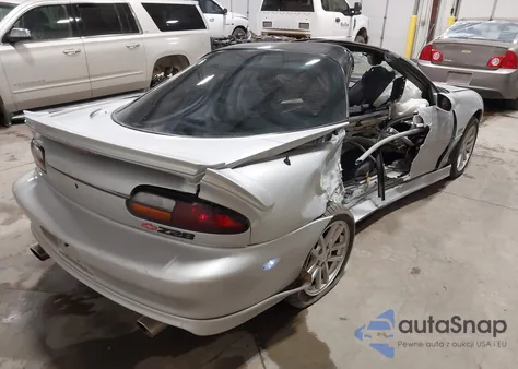 2000 Chevrolet Camaro Z28 из США, поврежденный, VIN 2G1FP22G1Y2118332